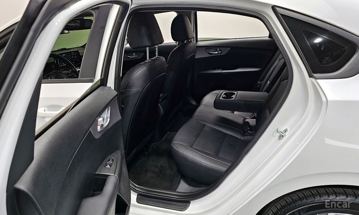 2022 Kia K3 II Рестайлинг 1.6 Trendy с пробегом 54 990 км