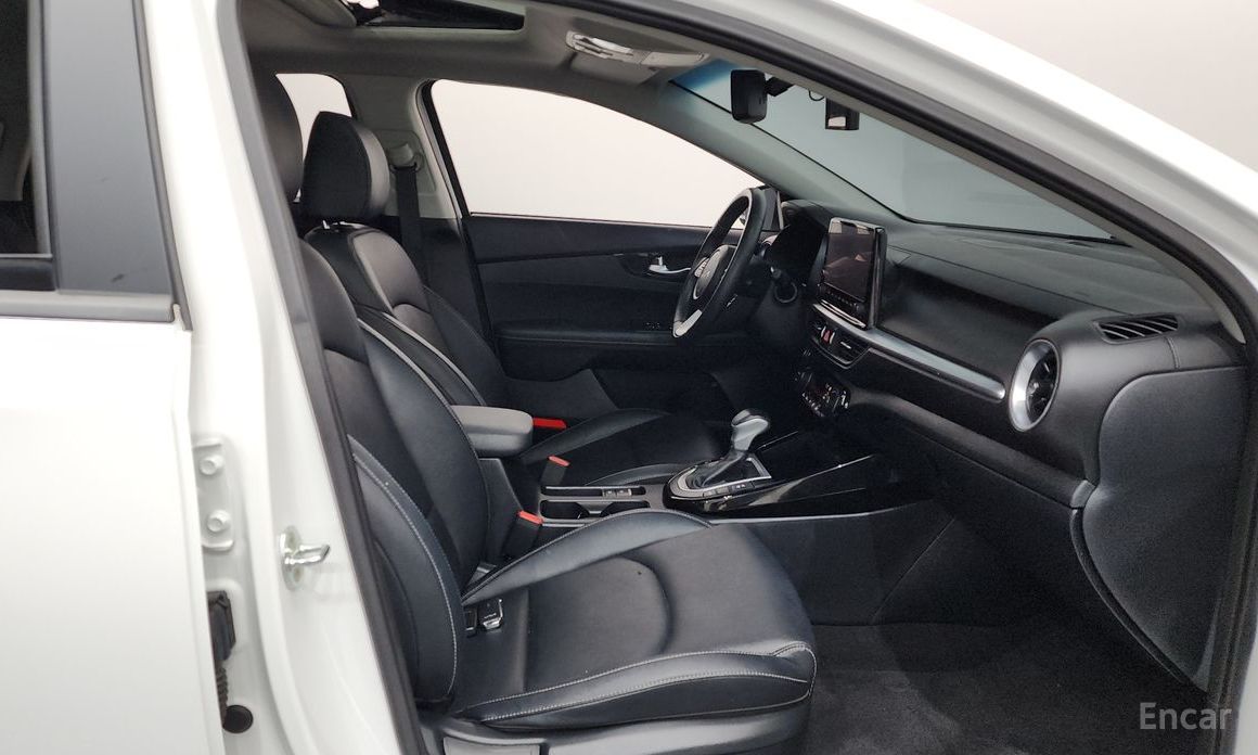 2022 Kia K3 II Рестайлинг 1.6 Prestige с пробегом 39 847 км