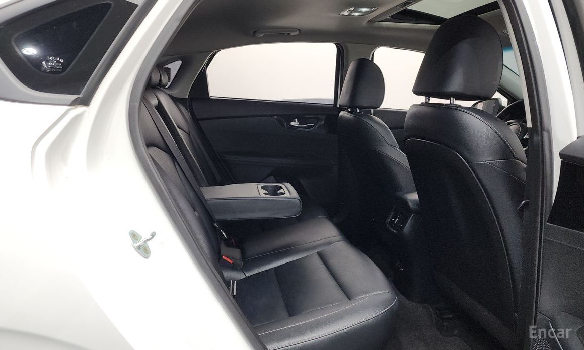 2022 Kia K3 II Рестайлинг 1.6 Prestige с пробегом 39 847 км