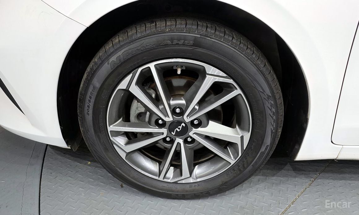 2022 Kia K3 II Рестайлинг 1.6 Prestige с пробегом 74 047 км