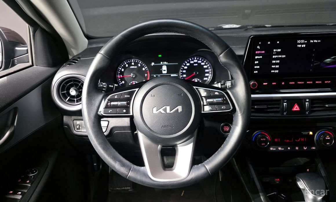 2022 Kia K3 II Рестайлинг 1.6 Prestige с пробегом 80 225 км