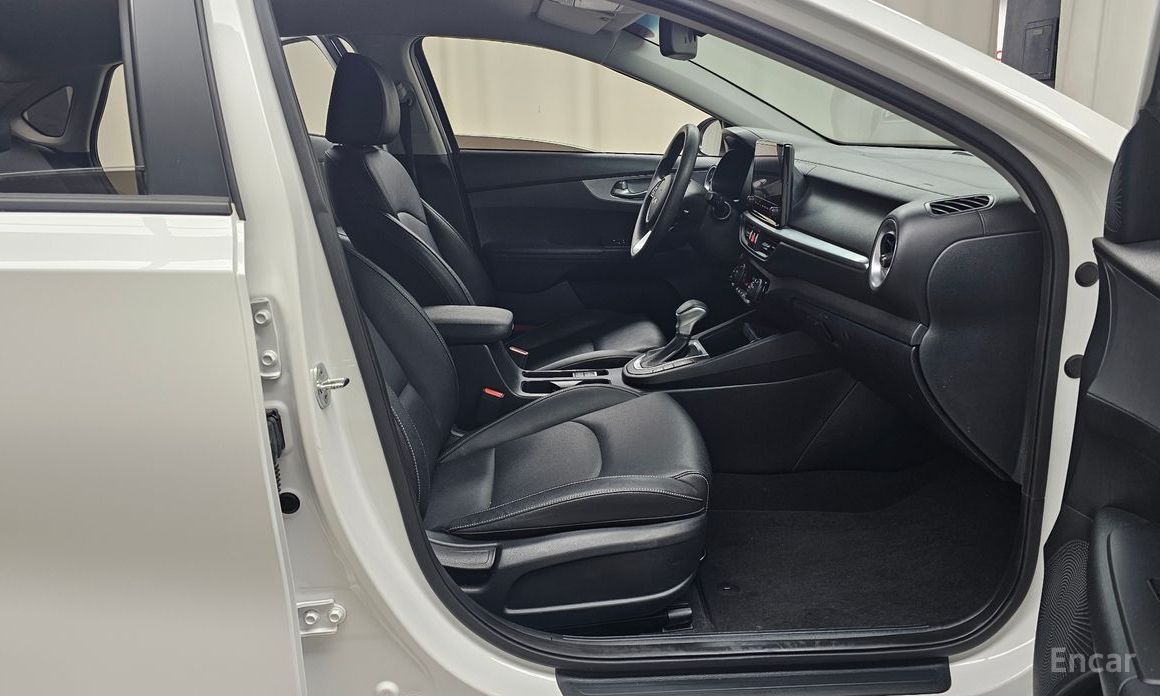 2022 Kia K3 II Рестайлинг 1.6 Trendy с пробегом 72 251 км