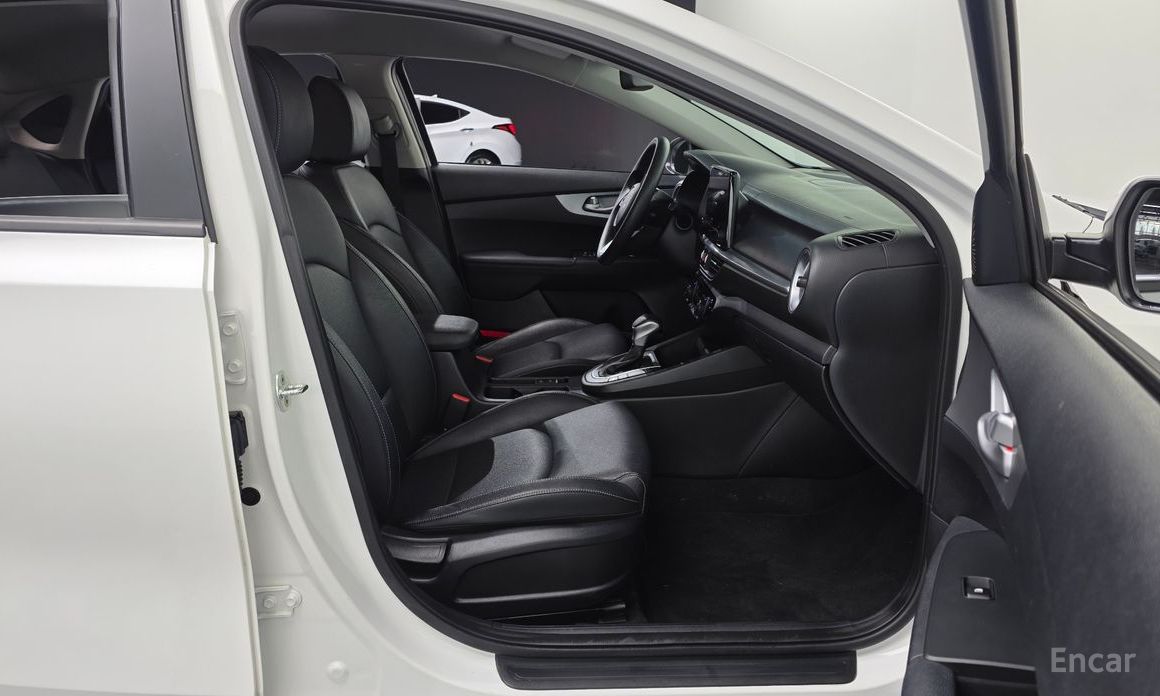2022 Kia K3 II Рестайлинг 1.6 Trendy с пробегом 92 165 км