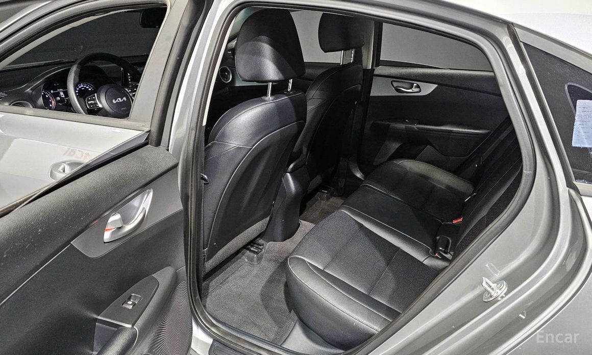 2022 Kia K3 II Рестайлинг 1.6 Trendy с пробегом 65 780 км