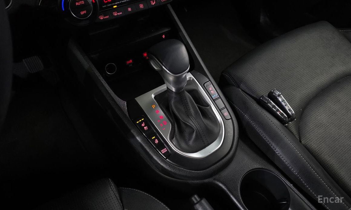 2022 Kia K3 II Рестайлинг 1.6 Prestige с пробегом 75 392 км