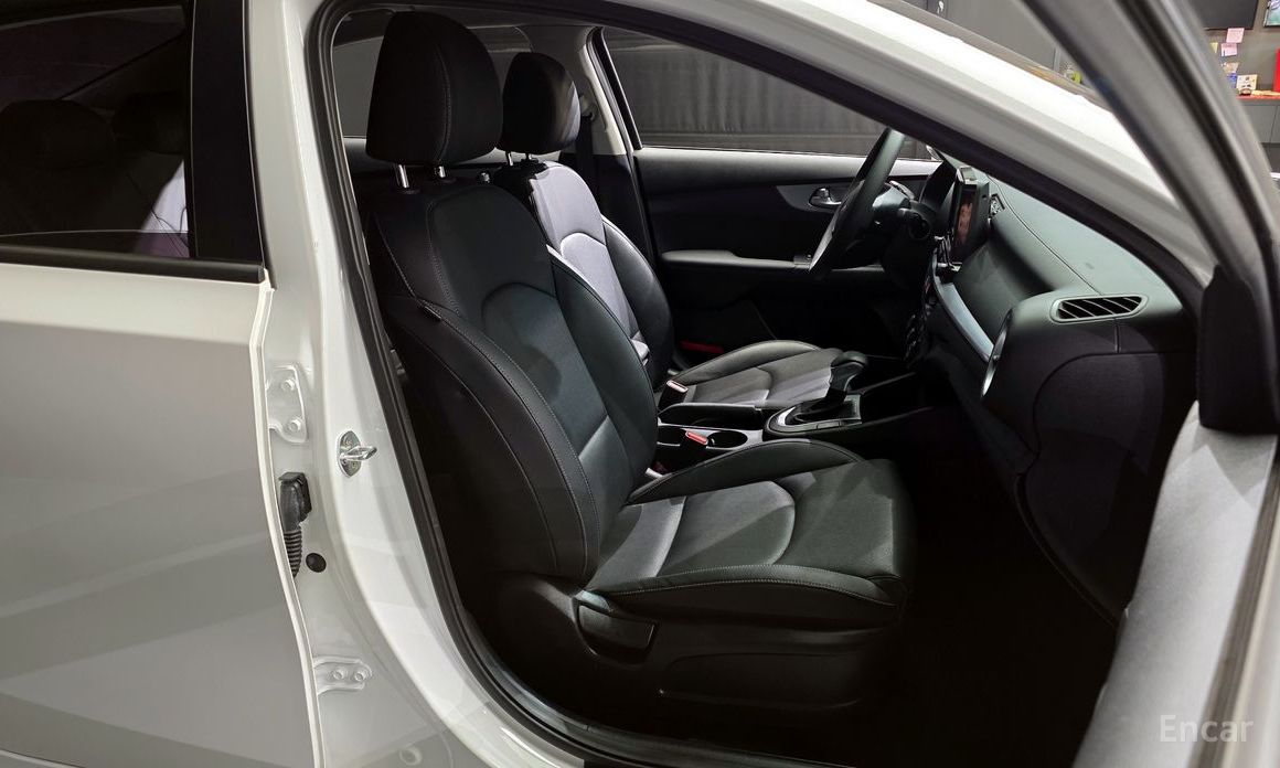 2021 Kia K3 II Рестайлинг 1.6 Trendy с пробегом 50 640 км