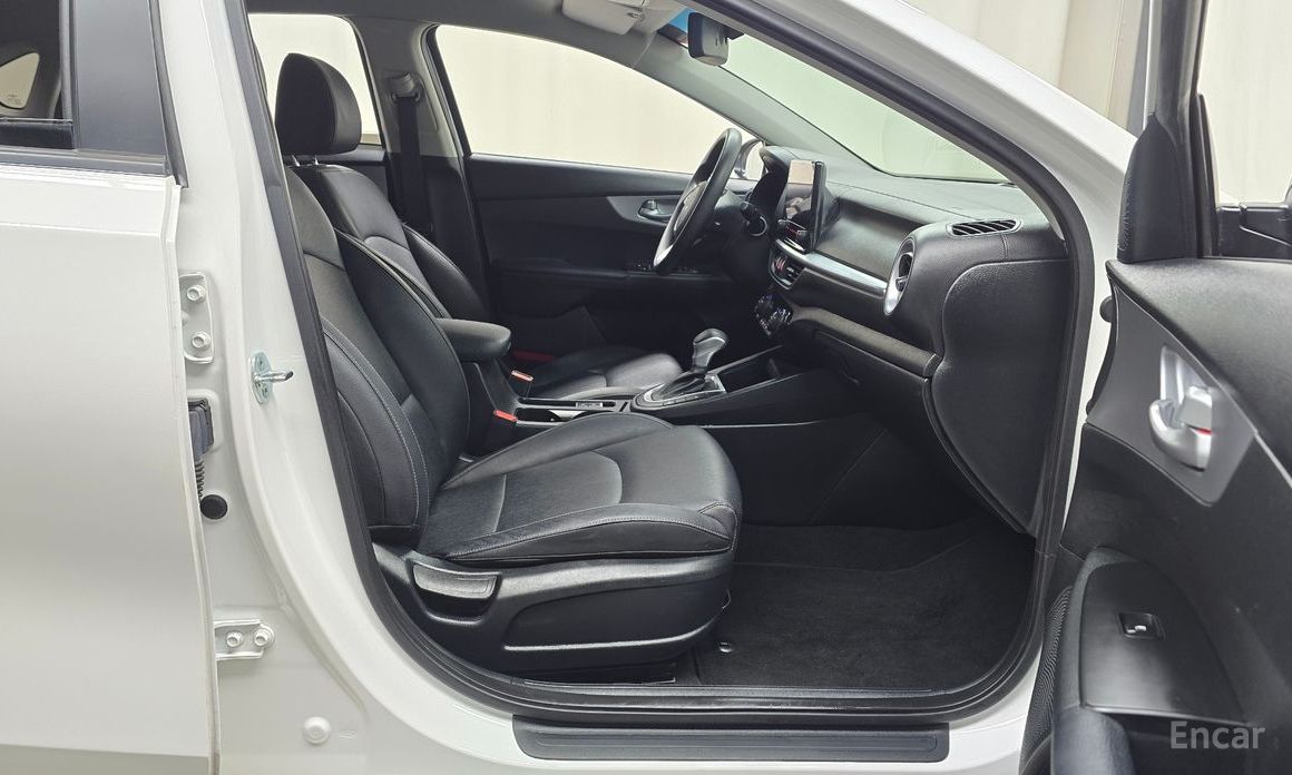 2022 Kia K3 II Рестайлинг 1.6 Trendy с пробегом 113 214 км