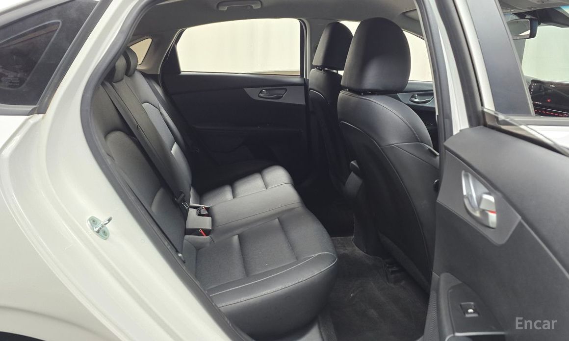2021 Kia K3 II Рестайлинг 1.6 Trendy с пробегом 101 131 км