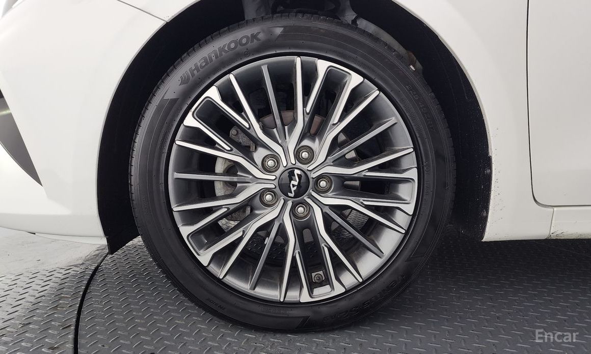 2021 Kia K3 II Рестайлинг 1.6 signature с пробегом 46 827 км