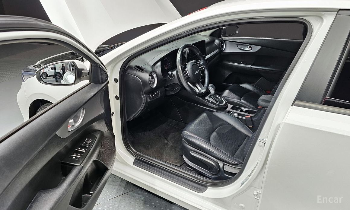 2022 Kia K3 II Рестайлинг 1.6 Prestige с пробегом 69 233 км