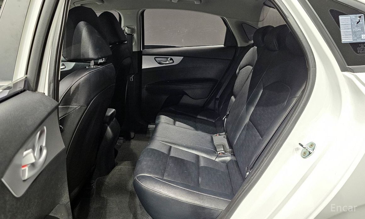 2022 Kia K3 II Рестайлинг 1.6 Prestige с пробегом 69 233 км