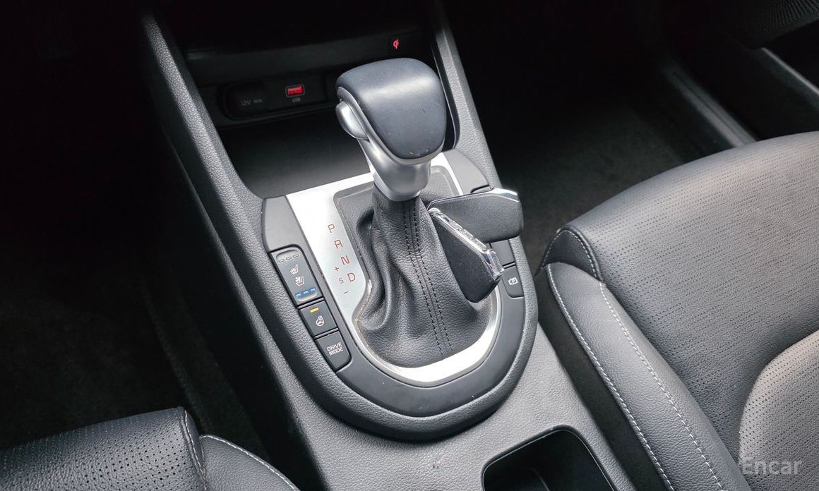 2021 Kia K3 II Рестайлинг 1.6 Prestige с пробегом 42 893 км