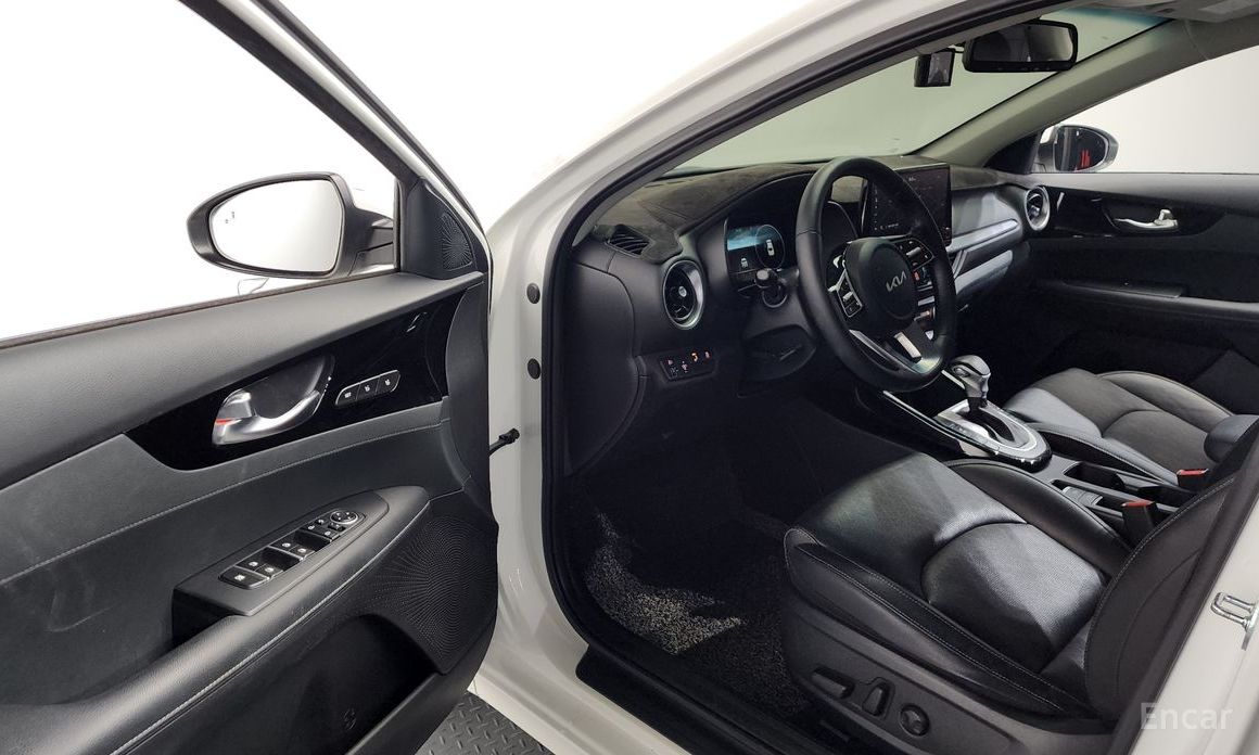 2021 Kia K3 II Рестайлинг 1.6 signature с пробегом 46 827 км