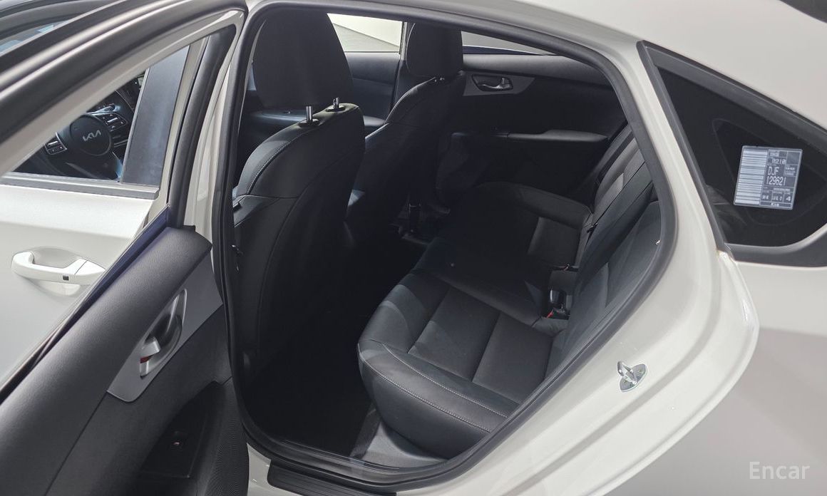 2021 Kia K3 II Рестайлинг 1.6 Prestige с пробегом 42 893 км