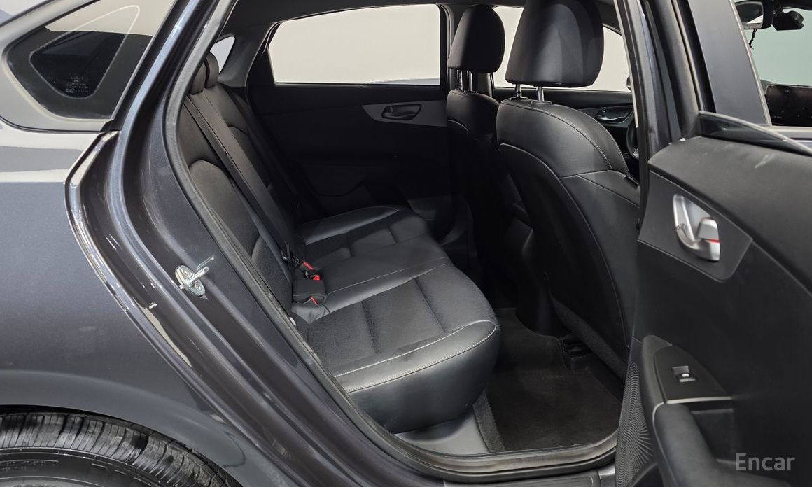 2021 Kia K3 II Рестайлинг 1.6 Trendy с пробегом 96 272 км