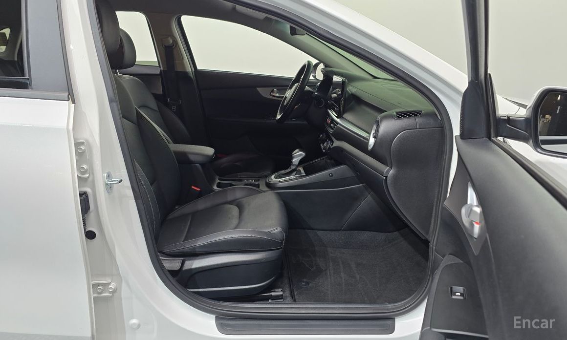 2022 Kia K3 II Рестайлинг 1.6 Prestige с пробегом 86 214 км