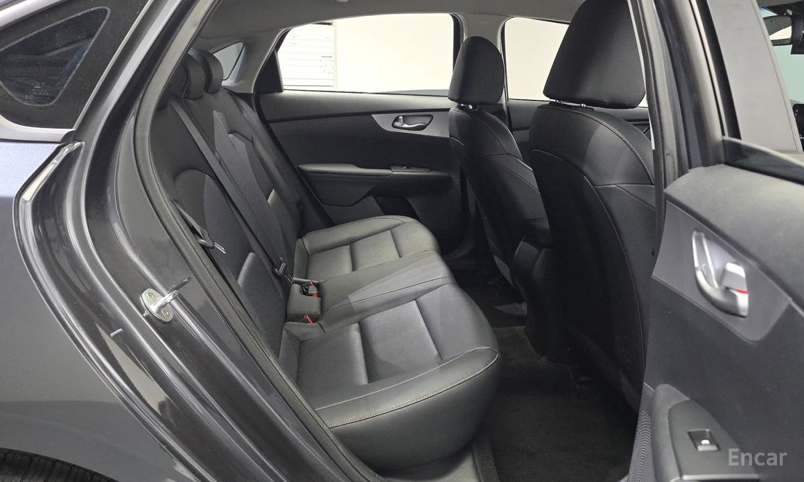 2021 Kia K3 II Рестайлинг 1.6 Trendy с пробегом 123 279 км