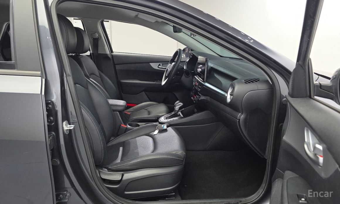 2021 Kia K3 II Рестайлинг 1.6 Trendy с пробегом 123 279 км