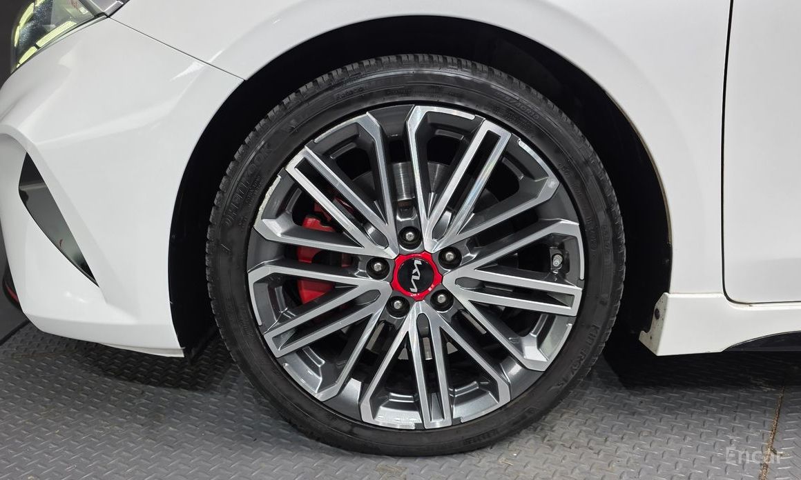 2021 Kia K3 II Рестайлинг 1.6 Turbo GT 5Door Signature с пробегом 100 438 км