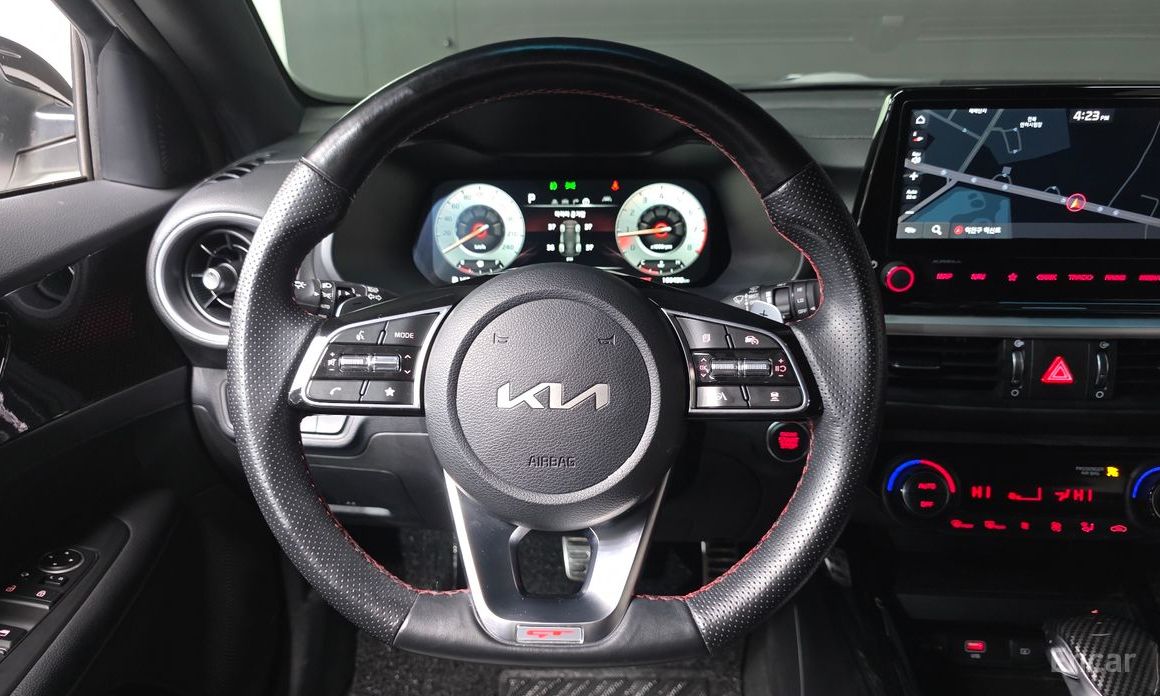2021 Kia K3 II Рестайлинг 1.6 Turbo GT 5Door Signature с пробегом 100 438 км