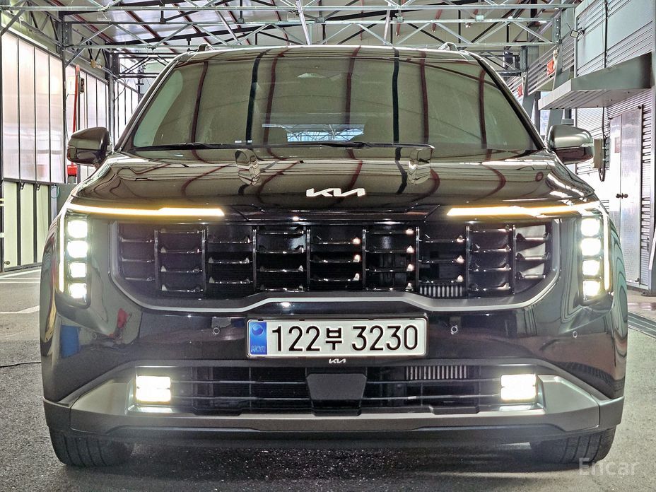 2024 Kia Carnival IV Рестайлинг 9-Seater Gravity с пробегом 23 938 км