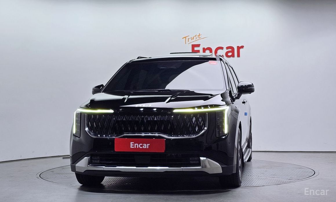 2023 Kia Carnival IV Рестайлинг 9-Seater Noblesse с пробегом 14 820 км