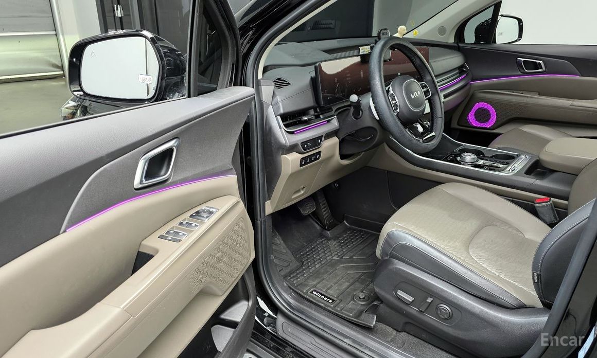 2023 Kia Carnival IV Рестайлинг 9-Seater Noblesse с пробегом 14 820 км