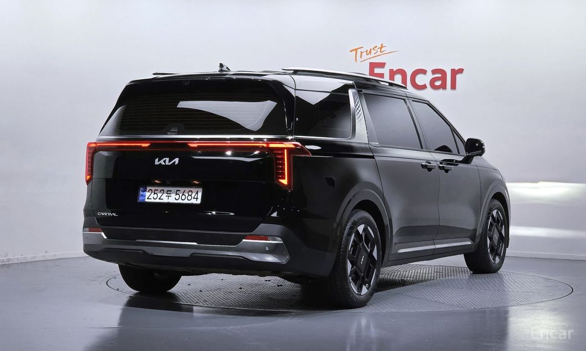 2024 Kia Carnival IV Рестайлинг 9-Seater Signature с пробегом 25 856 км