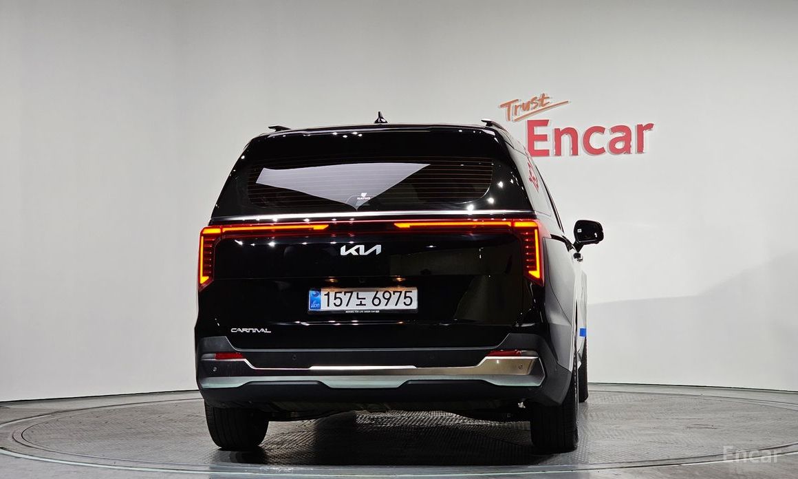 2025 Kia Carnival IV Рестайлинг 9-Seater Signature с пробегом 2 839 км