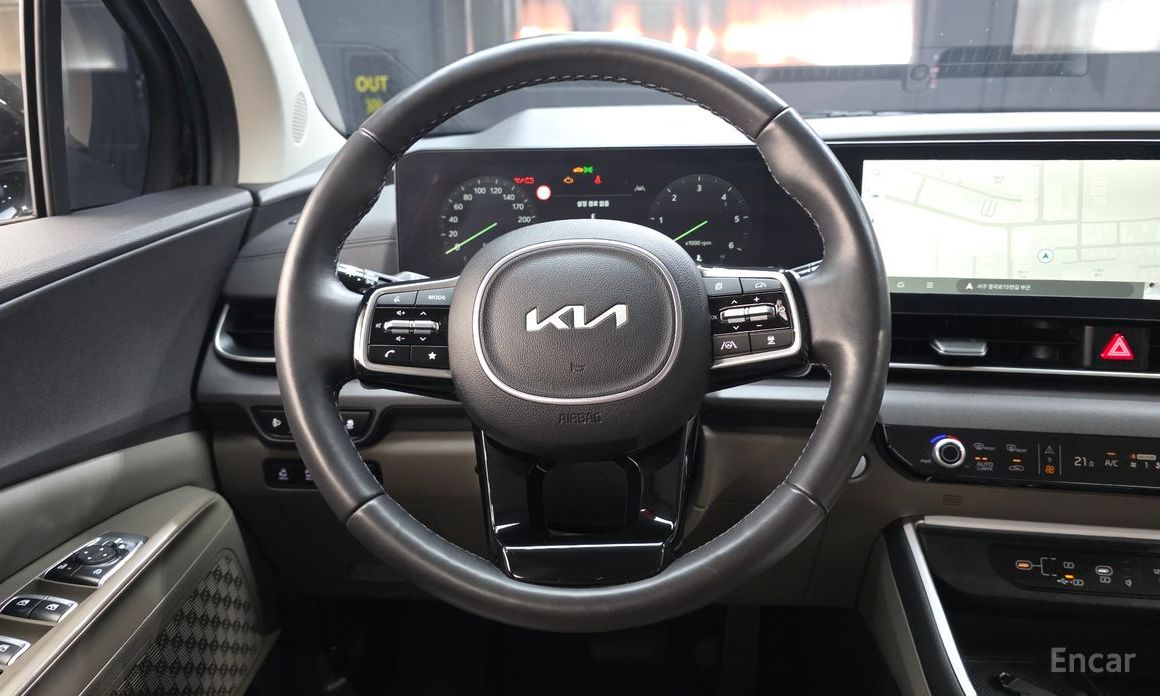 2024 Kia Carnival IV Рестайлинг 9-Seater Noblesse с пробегом 49 034 км