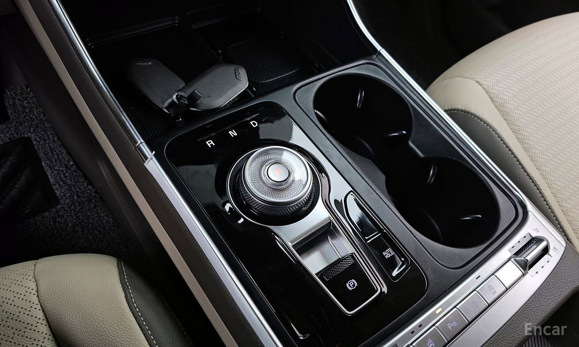 2025 Kia Carnival IV Рестайлинг 9-Seater Signature с пробегом 2 839 км