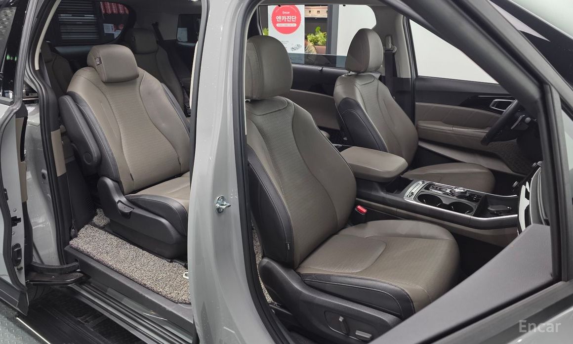 2024 Kia Carnival IV Рестайлинг 9-Seater Gravity с пробегом 45 734 км