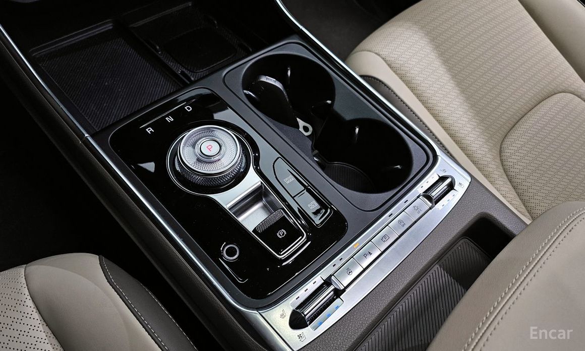 2024 Kia Carnival IV Рестайлинг 9-Seater Gravity с пробегом 3 855 км