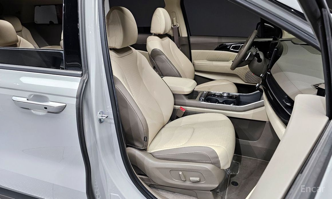 2024 Kia Carnival IV Рестайлинг 9-Seater Gravity с пробегом 3 855 км