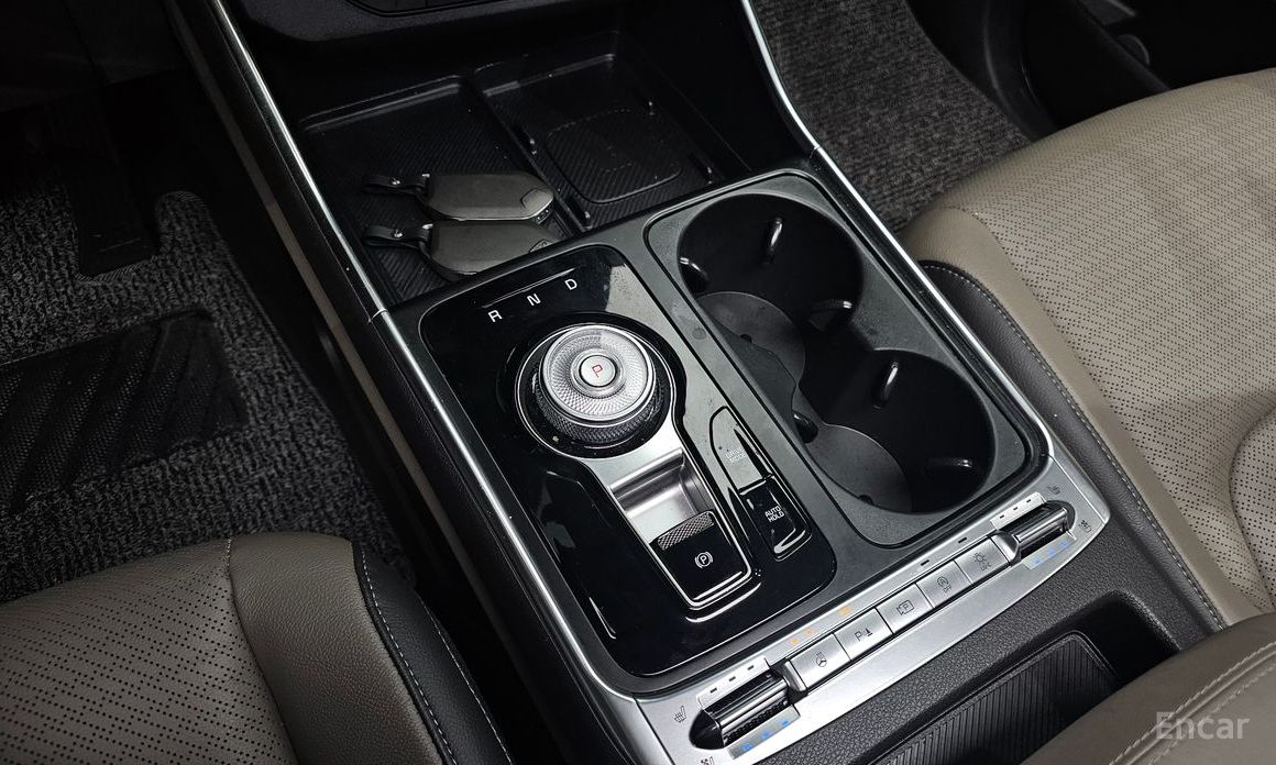 2024 Kia Carnival IV Рестайлинг 9-Seater Noblesse с пробегом 12 952 км