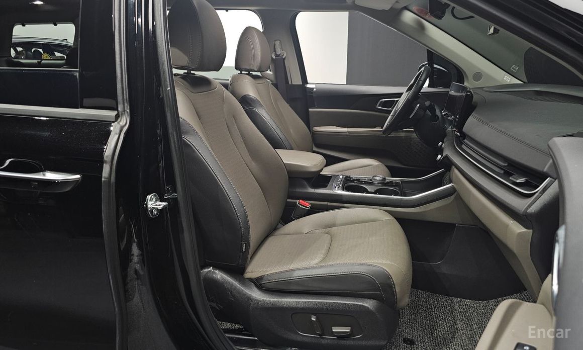 2024 Kia Carnival IV Рестайлинг 9-Seater Noblesse с пробегом 12 952 км