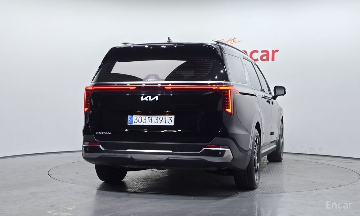 2023 Kia Carnival IV Рестайлинг 9-Seater Noblesse с пробегом 35 512 км