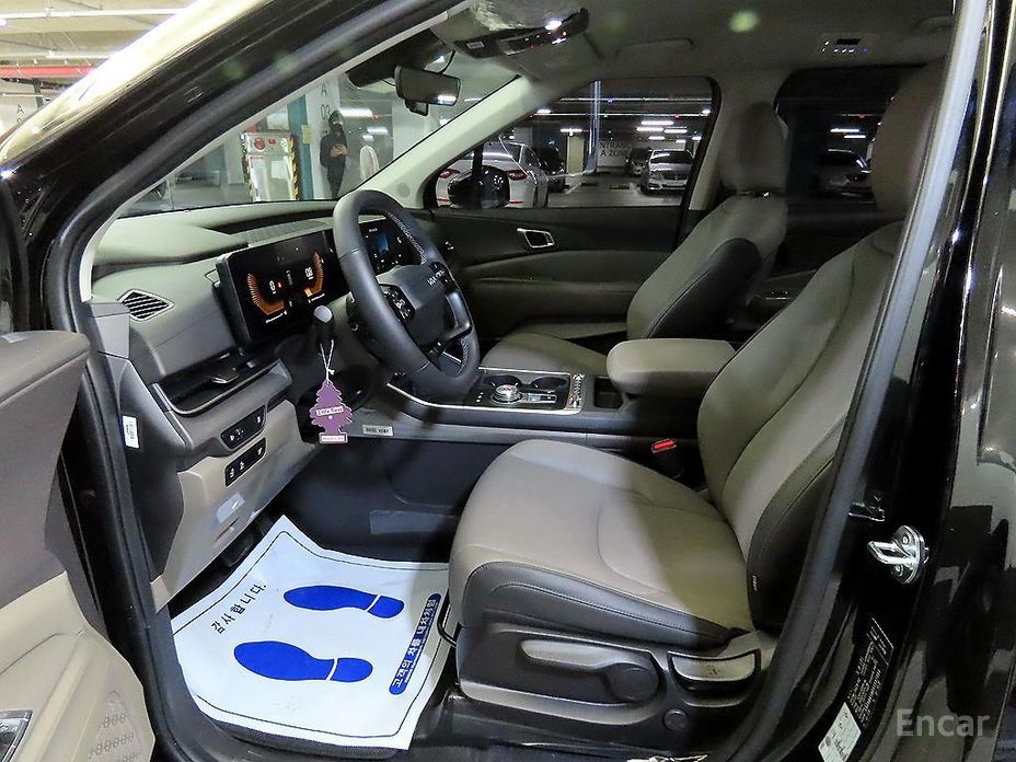 2025 Kia Carnival IV Рестайлинг 9-Seater Prestige с пробегом 6 247 км