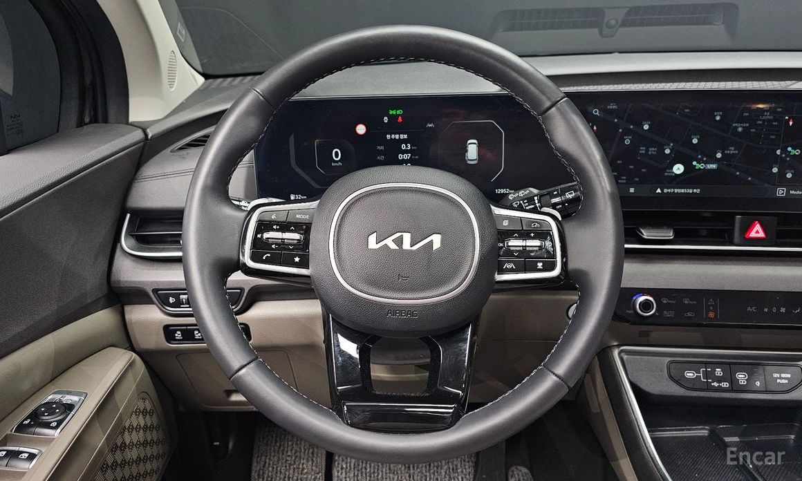 2024 Kia Carnival IV Рестайлинг 9-Seater Noblesse с пробегом 12 952 км