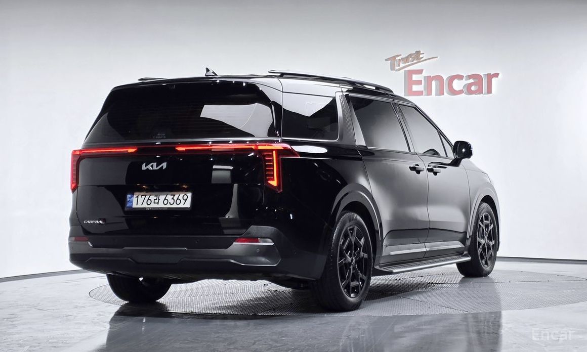 2024 Kia Carnival IV Рестайлинг 9-Seater Gravity с пробегом 48 881 км