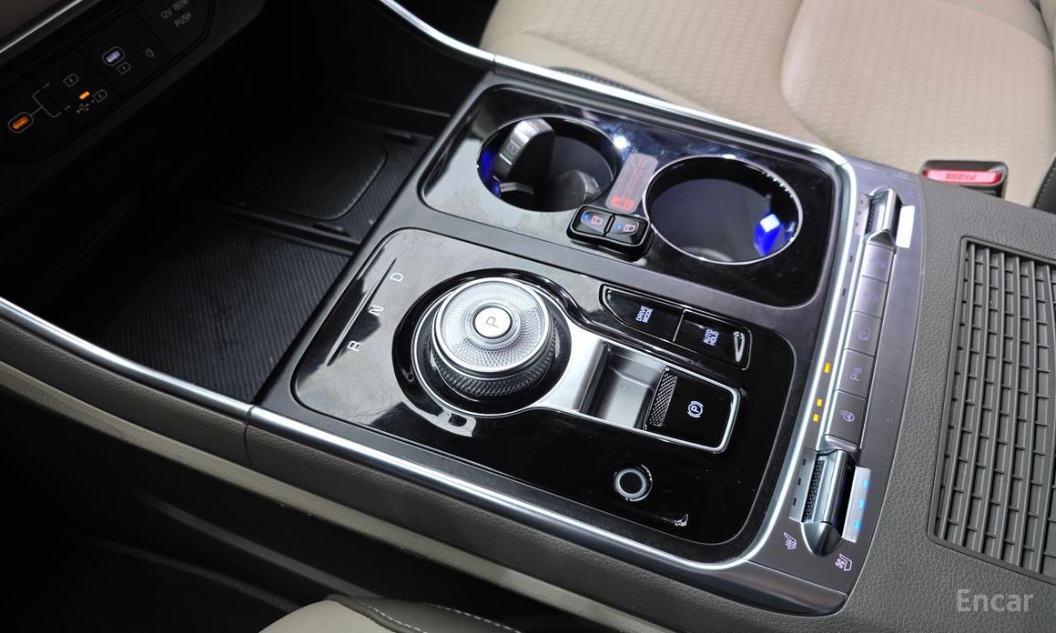 2024 Kia Carnival IV Рестайлинг 9-Seater Hi Limousine Signature с пробегом 47 859 км