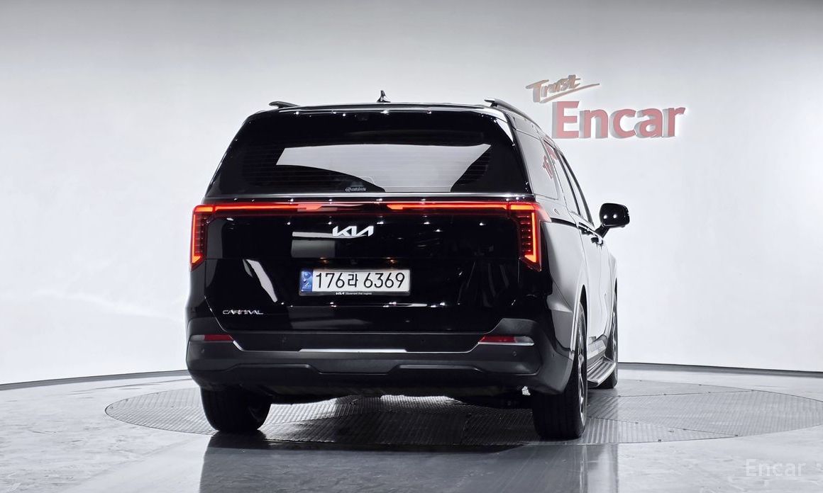 2024 Kia Carnival IV Рестайлинг 9-Seater Gravity с пробегом 48 881 км