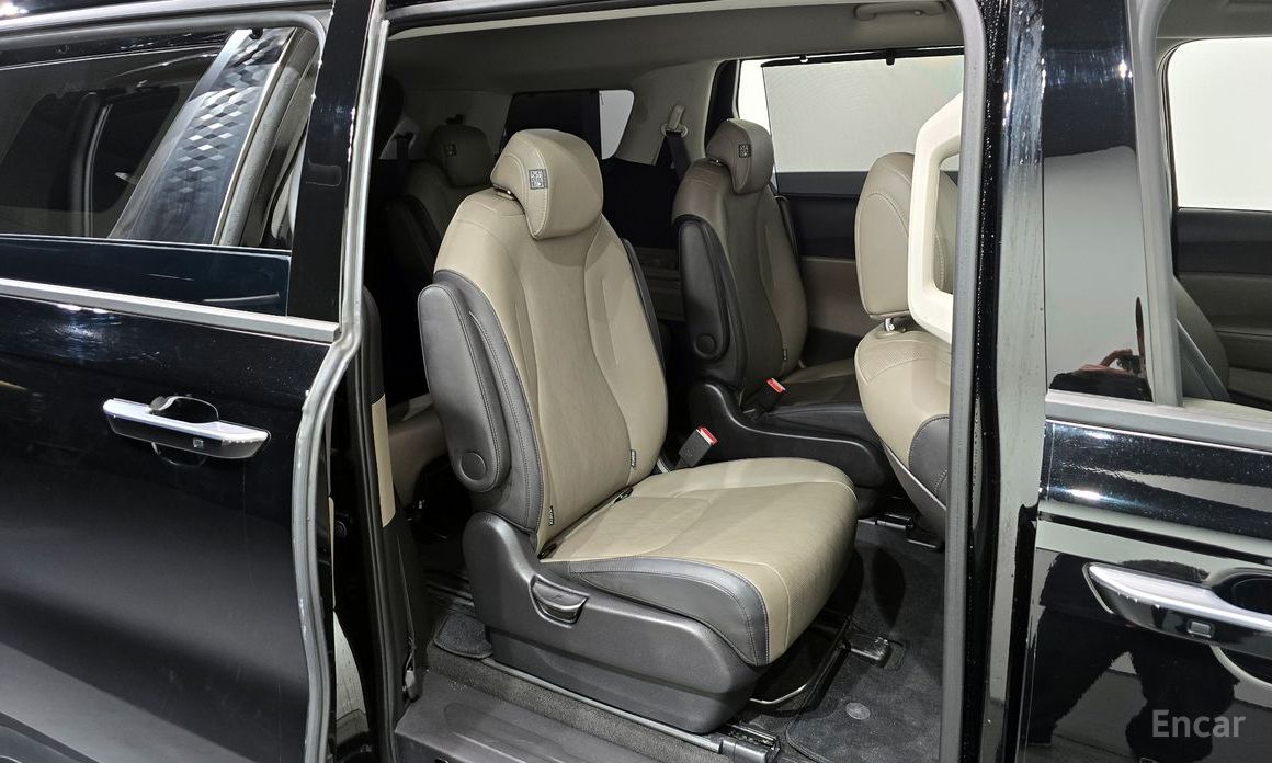 2023 Kia Carnival IV Рестайлинг 9-Seater Noblesse с пробегом 35 512 км