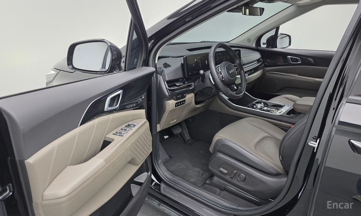 2024 Kia Carnival IV Рестайлинг 9-Seater Signature с пробегом 41 698 км