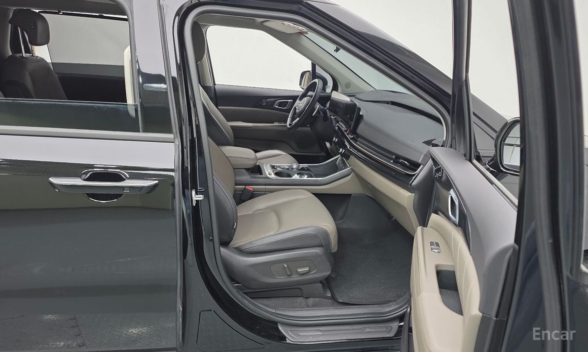 2024 Kia Carnival IV Рестайлинг 9-Seater Signature с пробегом 41 698 км