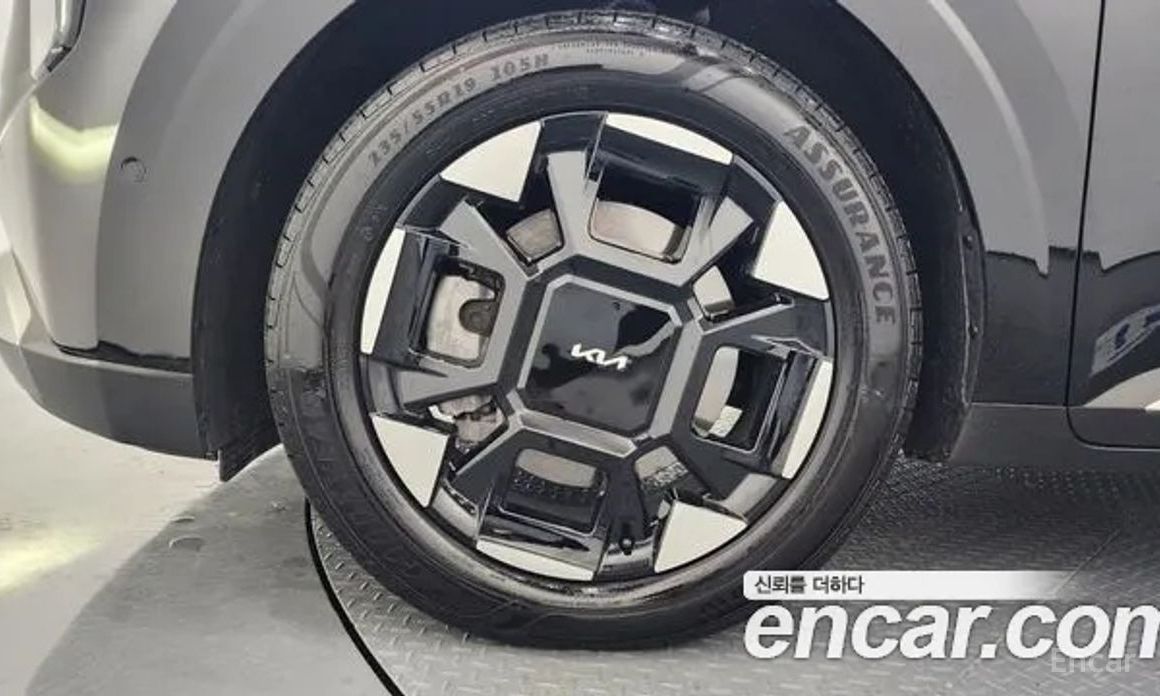 2025 Kia Carnival IV Рестайлинг 9-Seater Noblesse с пробегом 11 128 км