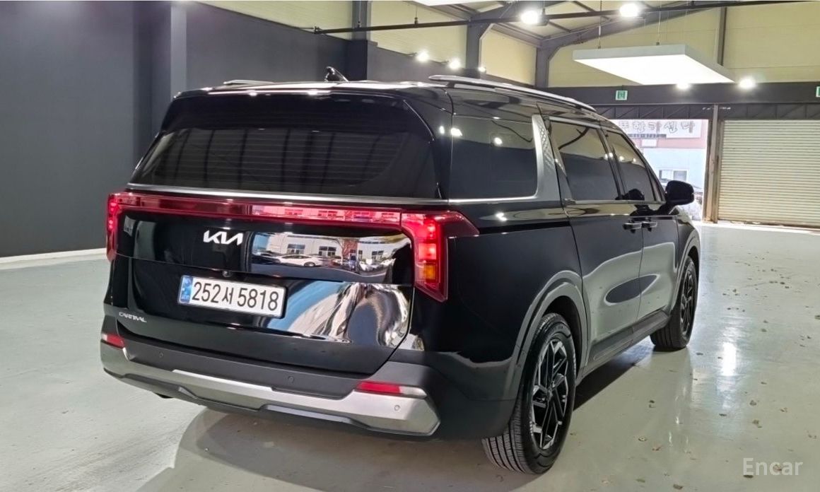 2024 Kia Carnival IV Рестайлинг 9-Seater Noblesse с пробегом 31 039 км