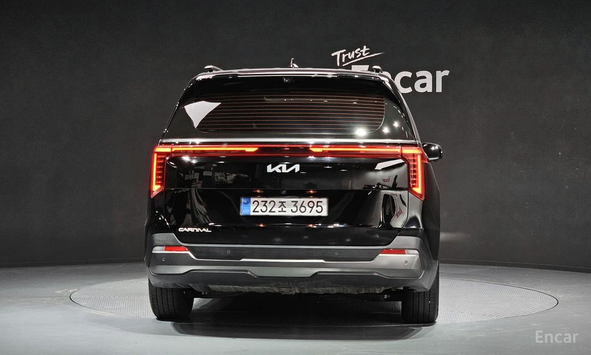 2025 Kia Carnival IV Рестайлинг 9-Seater Gravity с пробегом 28 231 км