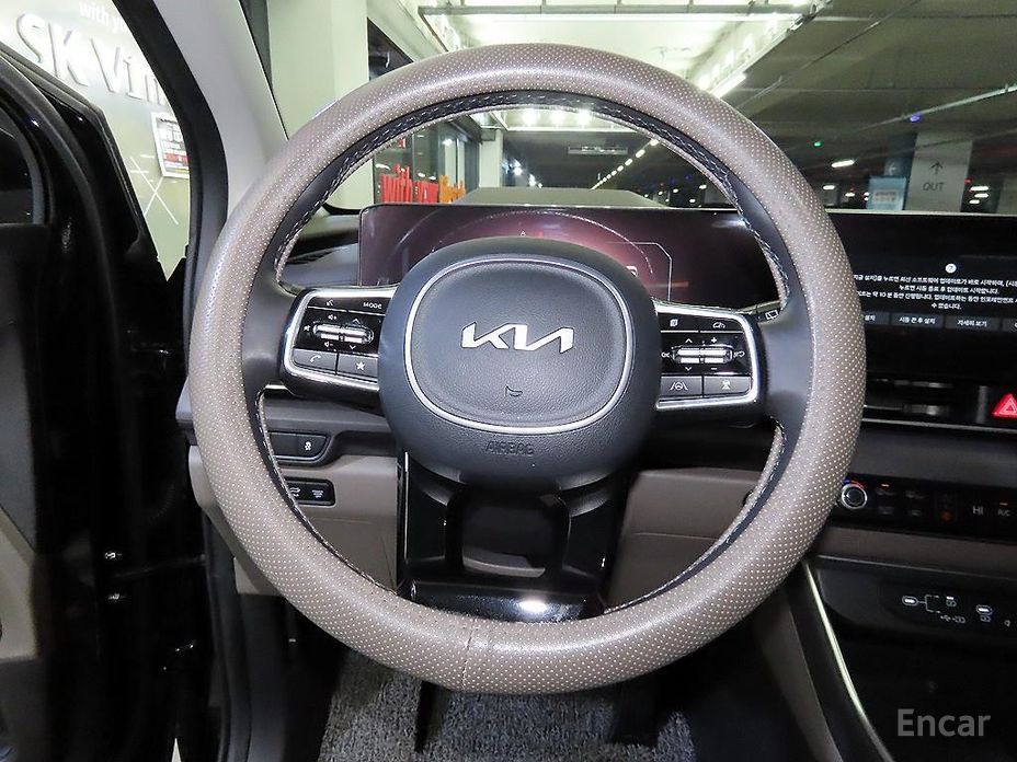 2024 Kia Carnival IV Рестайлинг 9-Seater Noblesse с пробегом 29 955 км