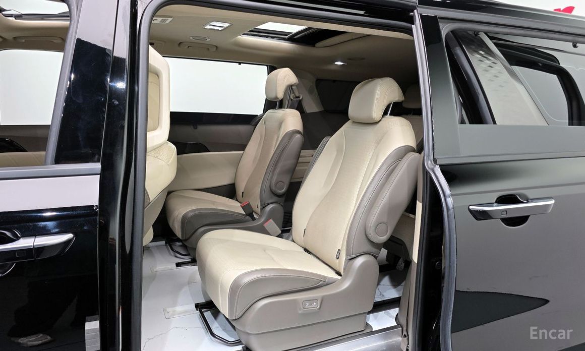 2024 Kia Carnival IV Рестайлинг 9-Seater Gravity с пробегом 47 839 км
